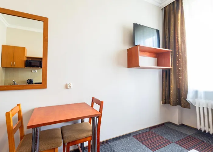 Stadion Apartahotel 3*