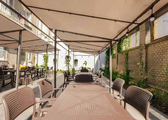 Stadion Apartahotel 3*