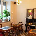 Aparthotel Stadion 3*