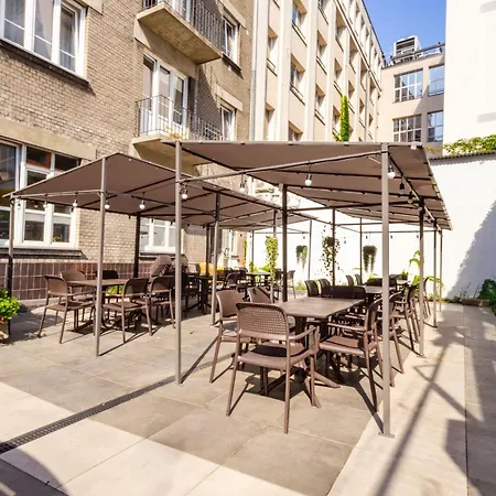 Ξενοδοχείο με διαμερίσματα Stadion 3*