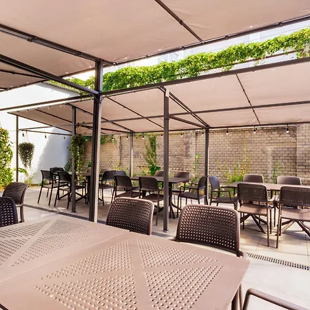 Stadion Aparthotel Warschau