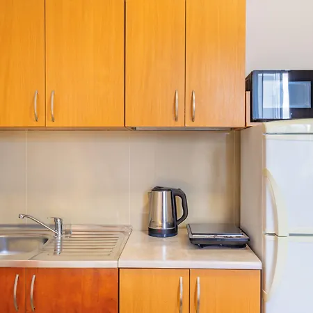 Ξενοδοχείο με διαμερίσματα Stadion 3*